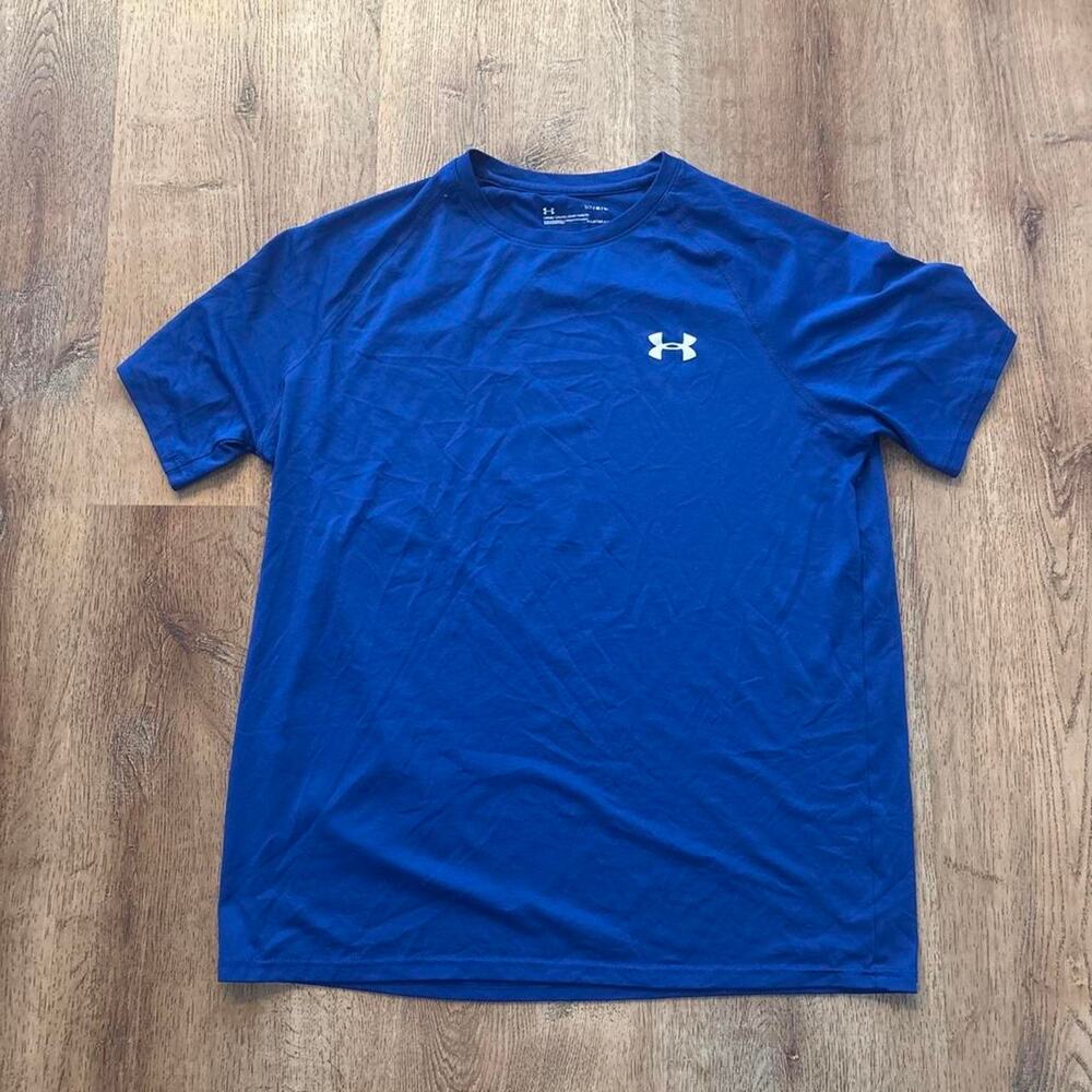 Under armour blue t shirt under armour Medium